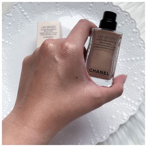 chanel healthy glow highlighting|Chanel les beiges shades.